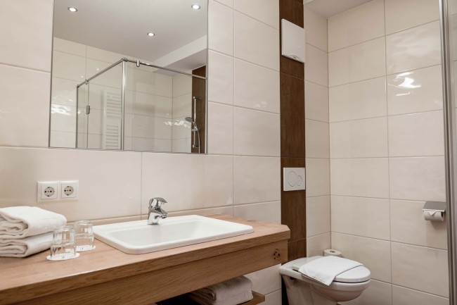 Badezimmer mit WC im DOUBLE Room