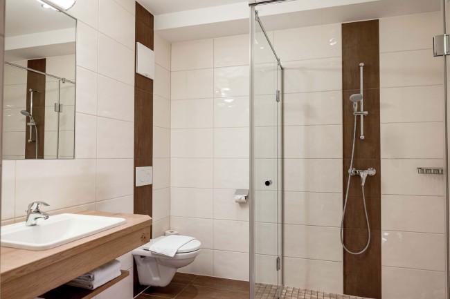 Badezimmer mit WC im GRAND Apartment