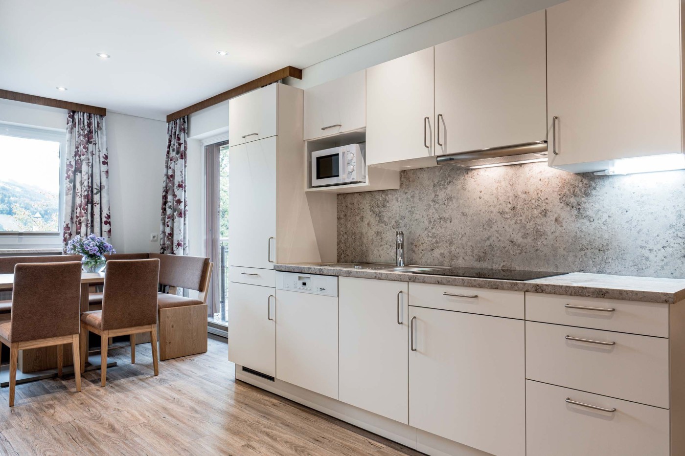 Aparthotel die Barbara in Schladming - Küche im COZY Apartment