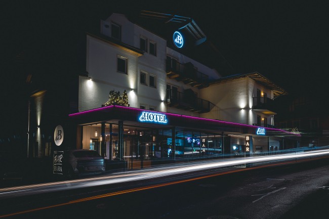 aussenansicht hotel night