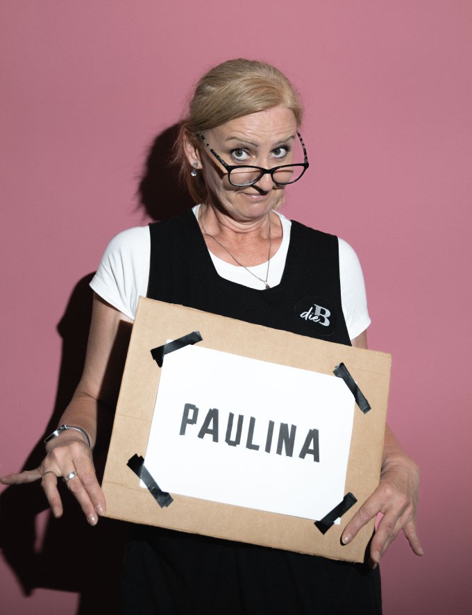 Paulina mit Grimasse
