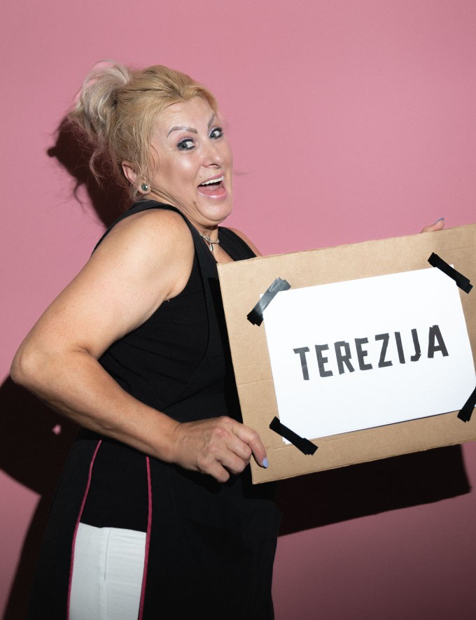 Terezija mit Grimasse